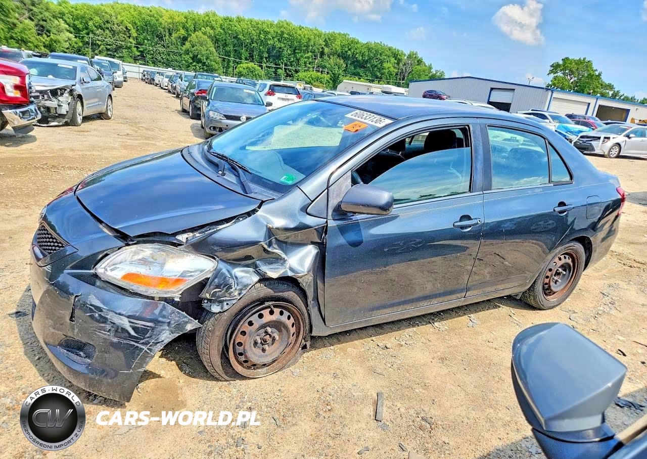 2009 Toyota Yaris Base