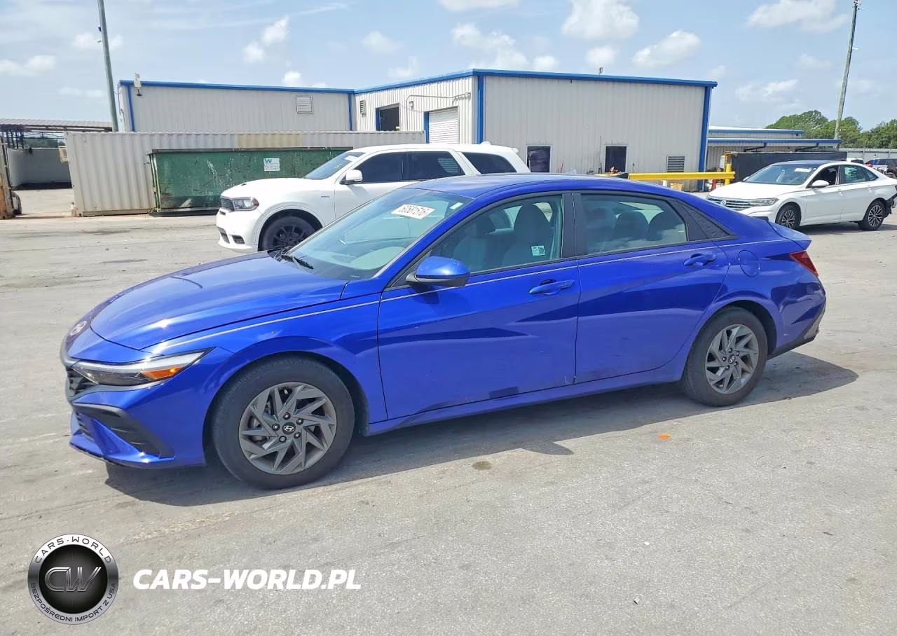 2024 Hyundai Elantra Sel – zdjęcie 1 z 12