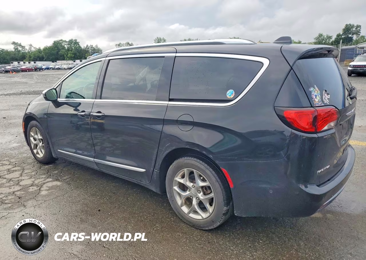 2018 Chrysler Pacifica VIN:2C4RC1GG2JR330768 - 2