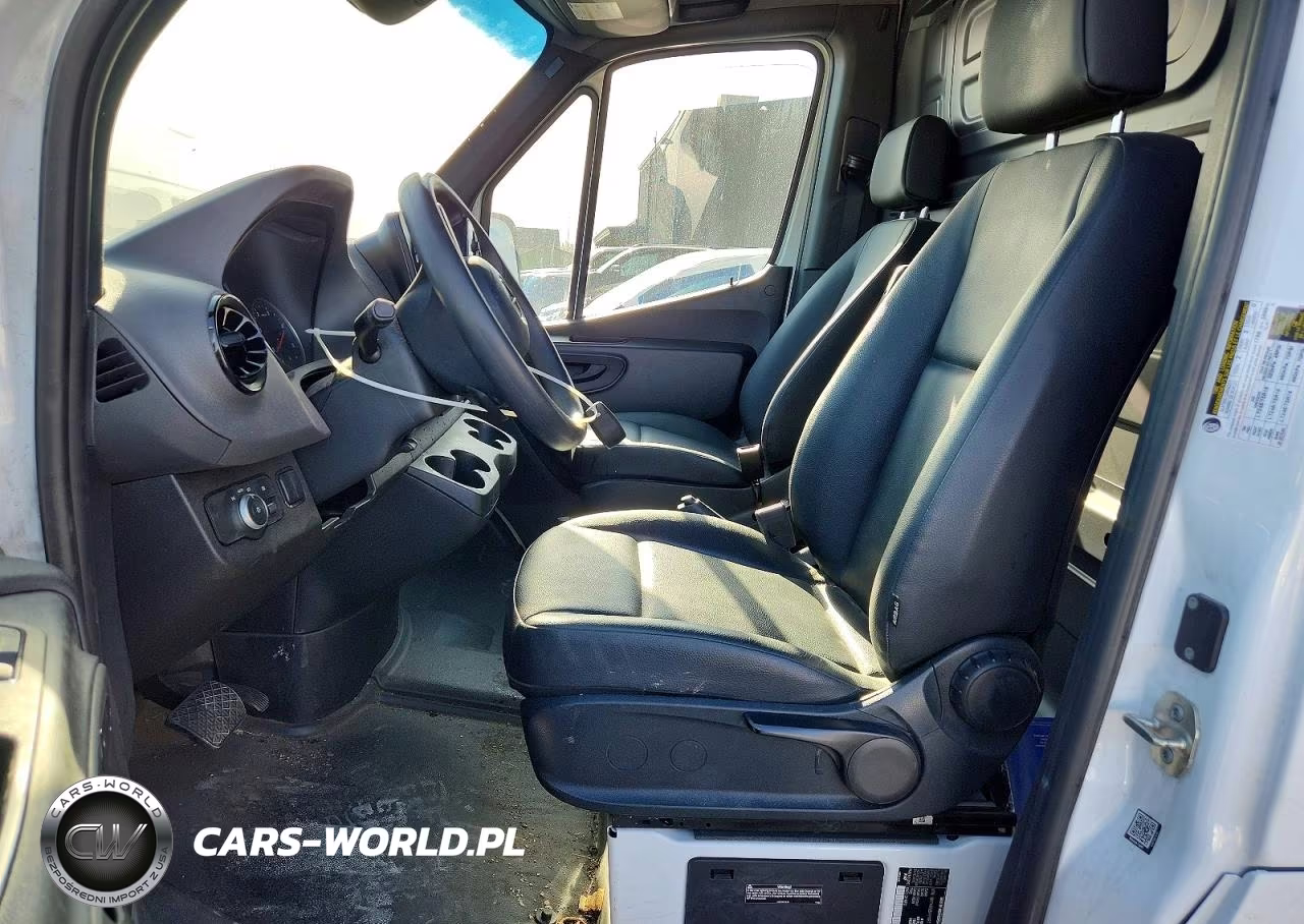 2024 Mercedes-Benz Sprinter 2500 VIN:W1Y4NBHY9RT189876 - 7