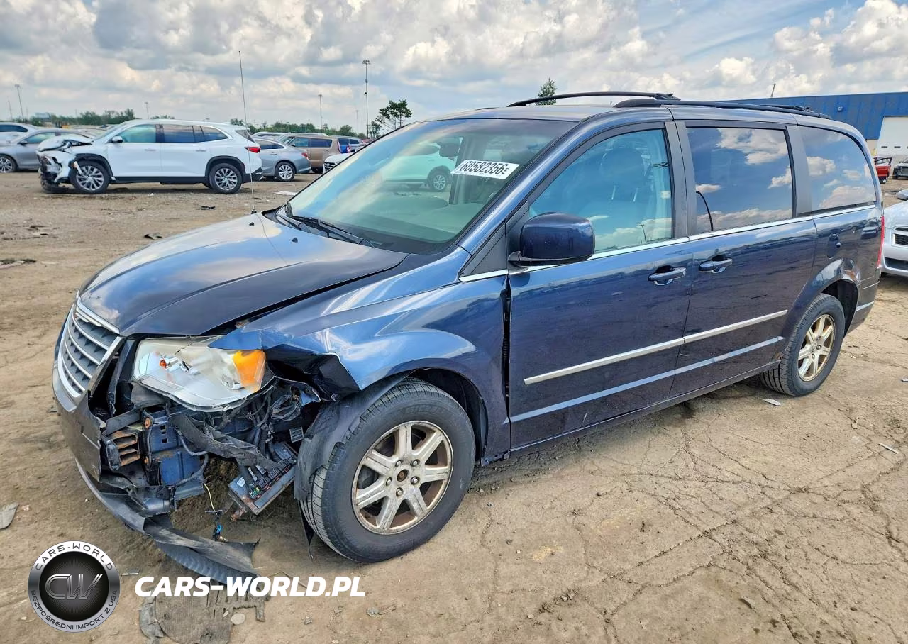 2009 Chrysler Town & Country Touring