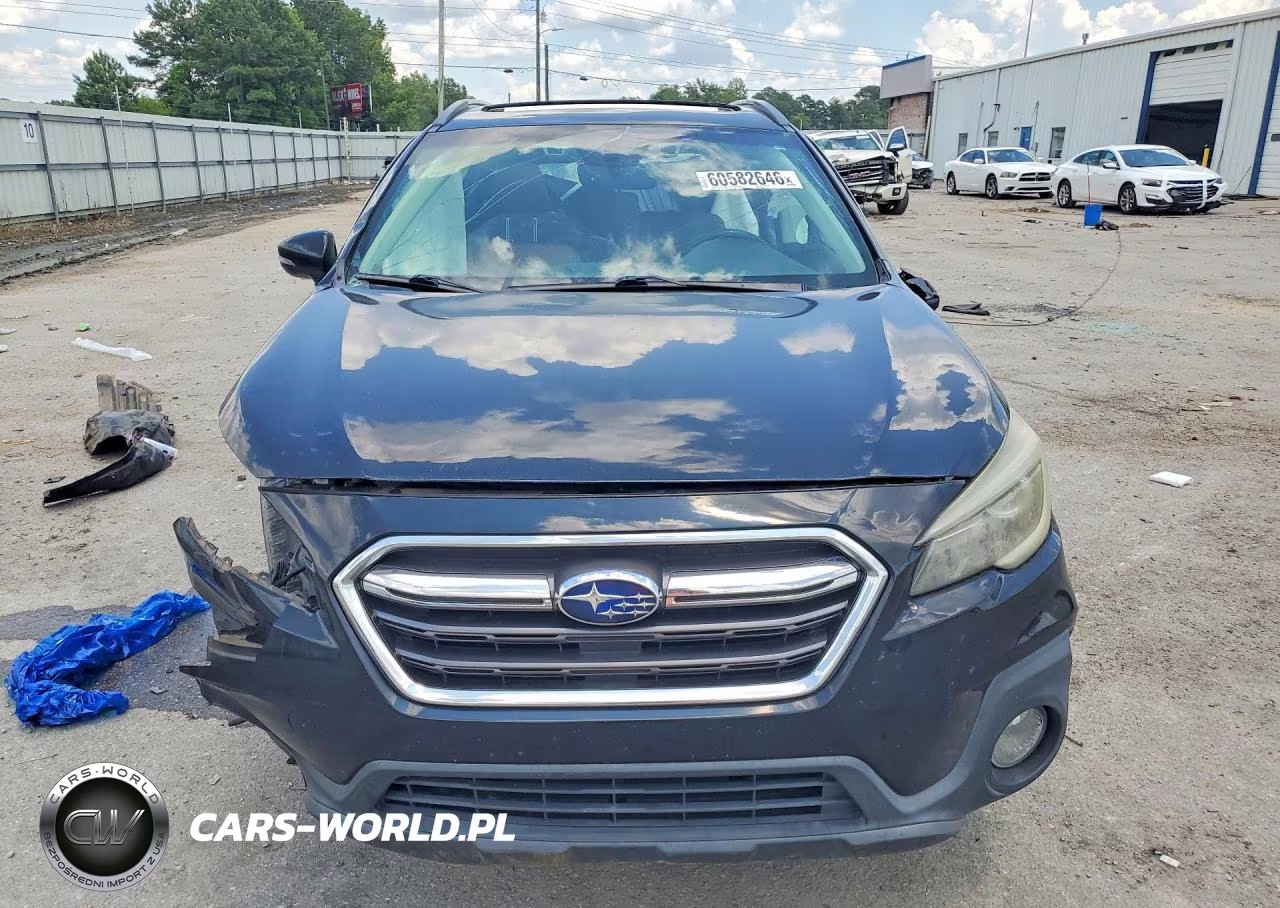 2018 Subaru Outback Touring VIN:4S4BSATC1J3226638 - 5