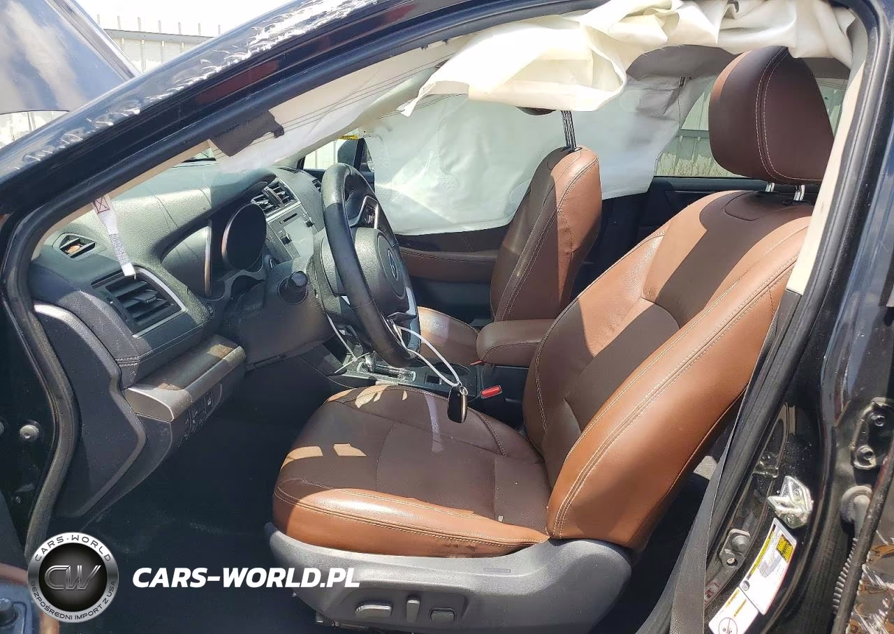 2018 Subaru Outback Touring VIN:4S4BSATC1J3226638 - 7