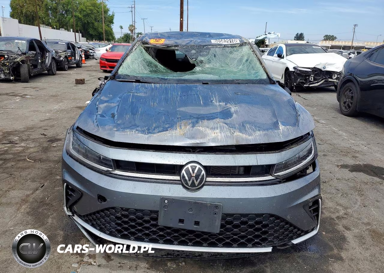 2025 Volkswagen Jetta S VIN:3VW5X7BUXSM066885 - 5