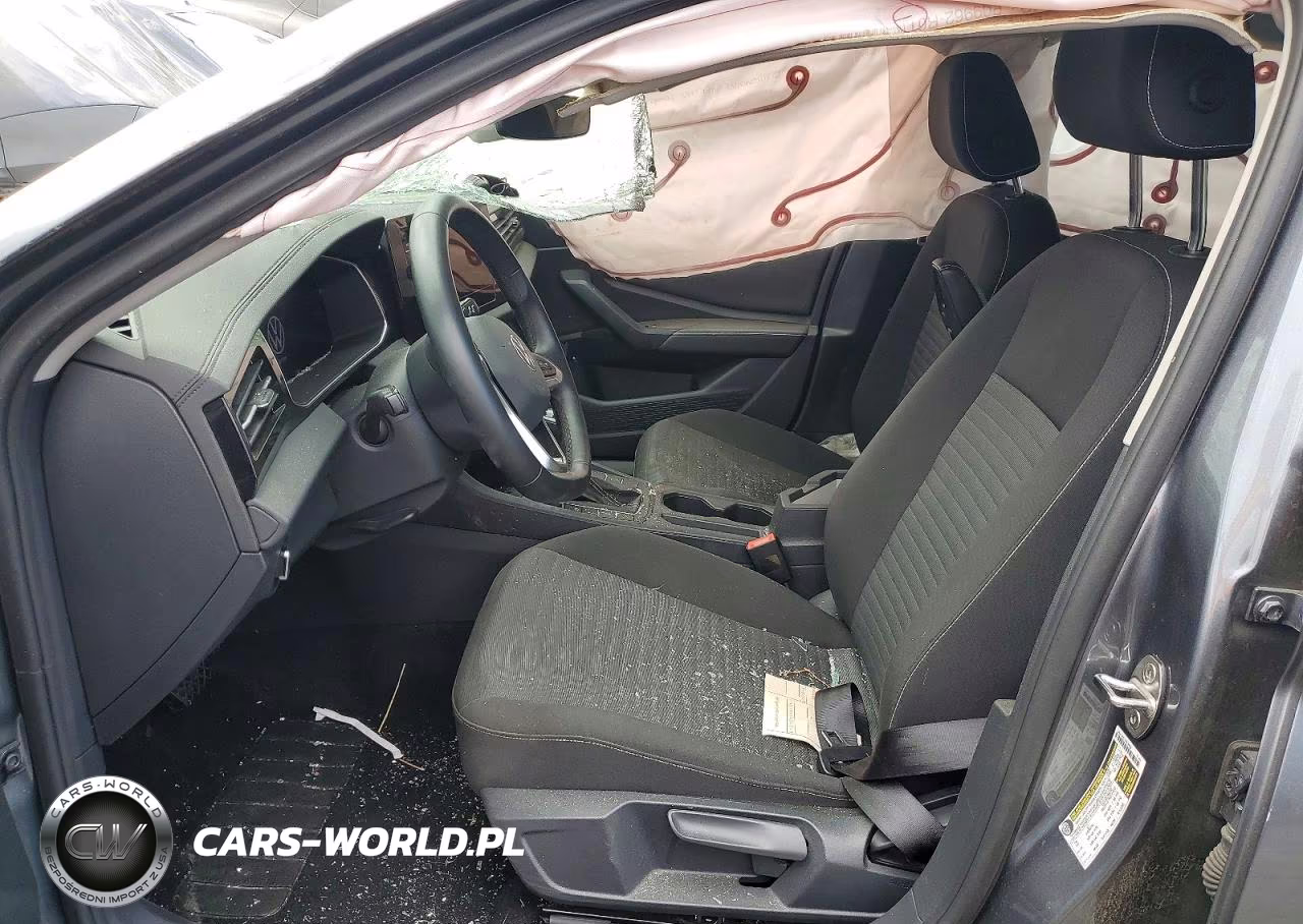 2025 Volkswagen Jetta S VIN:3VW5X7BUXSM066885 - 7