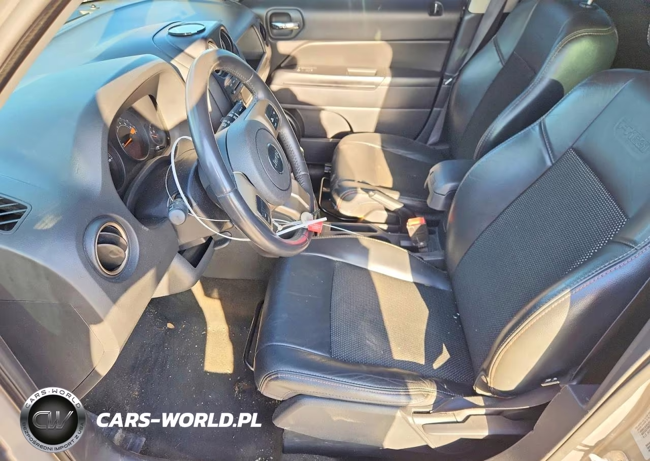 2016 Jeep Patriot Sport VIN:1C4NJPBBXGD690546 - 7