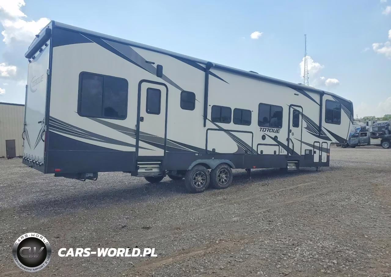 2019 Heartland Torque Camper VIN:5SFCG3924KE402721 - 4