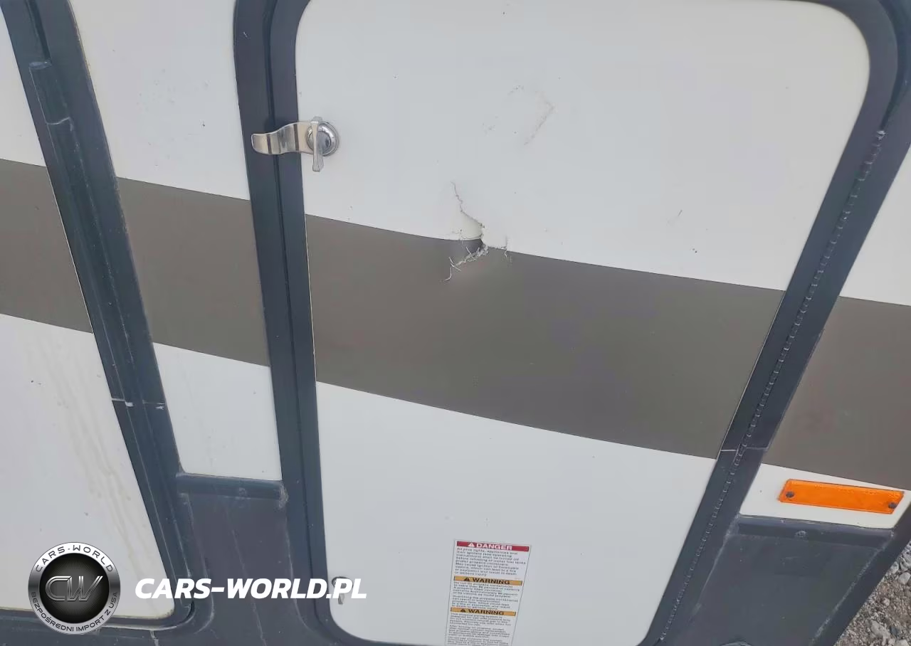 2019 Heartland Torque Camper VIN:5SFCG3924KE402721 - 9