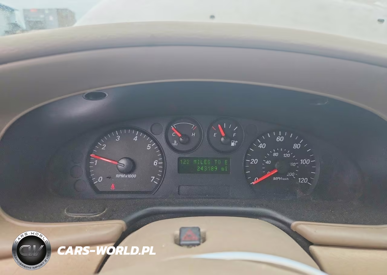2004 Ford Taurus Ses VIN:1FAFP55234G150300 - 9