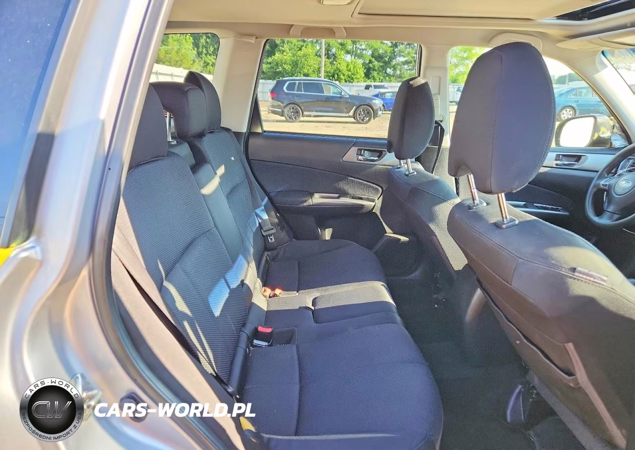 2013 Subaru Forester 2.5X Premium VIN:JF2SHADC8DH422635 - 10