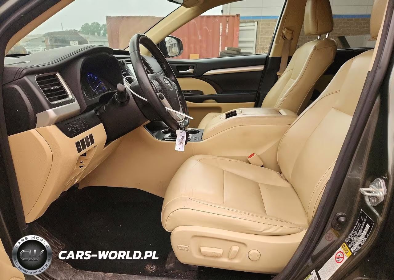 2018 Toyota Highlander Xle VIN:5TDJZRFH7JS910898 - 7