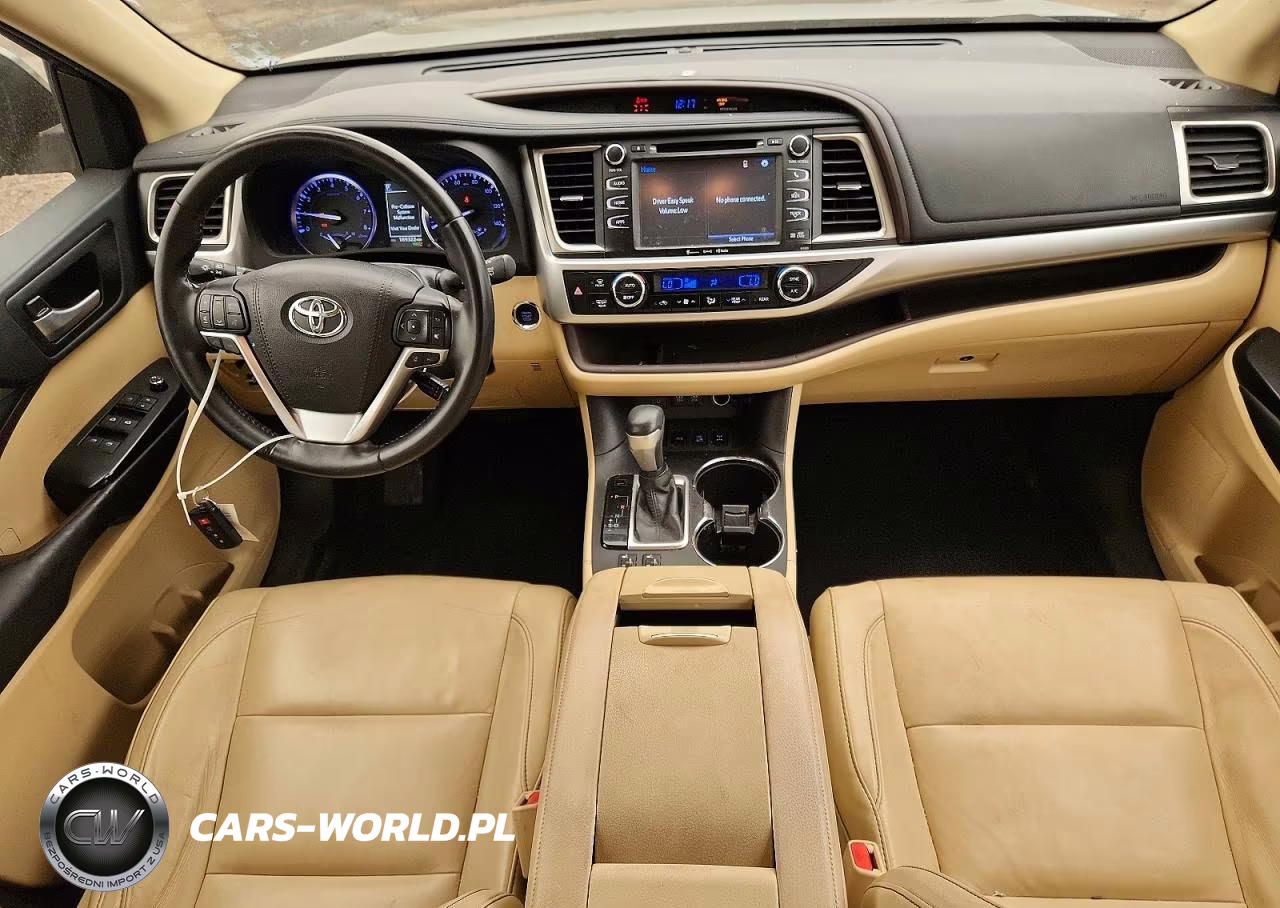 2018 Toyota Highlander Xle VIN:5TDJZRFH7JS910898 - 8