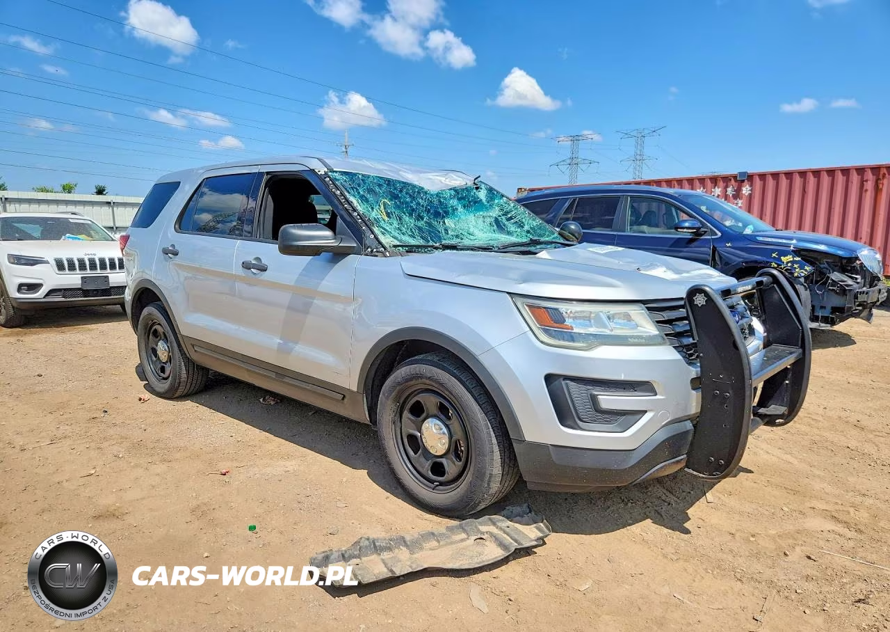 2016 Ford Explorer Police Interceptor VIN:1FM5K8AR9GGA71965 - 4