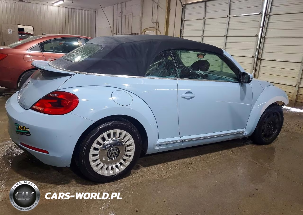 2013 Volkswagen Beetle VIN:3VW5P7AT1DM817514 - 3
