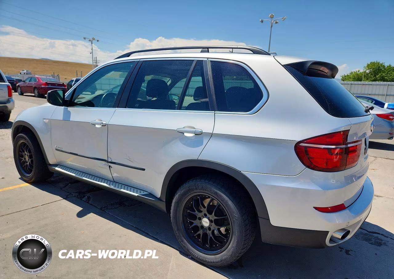 2013 BMW X5 xDrive35I VIN:5UXZV4C54D0E08256 - 2