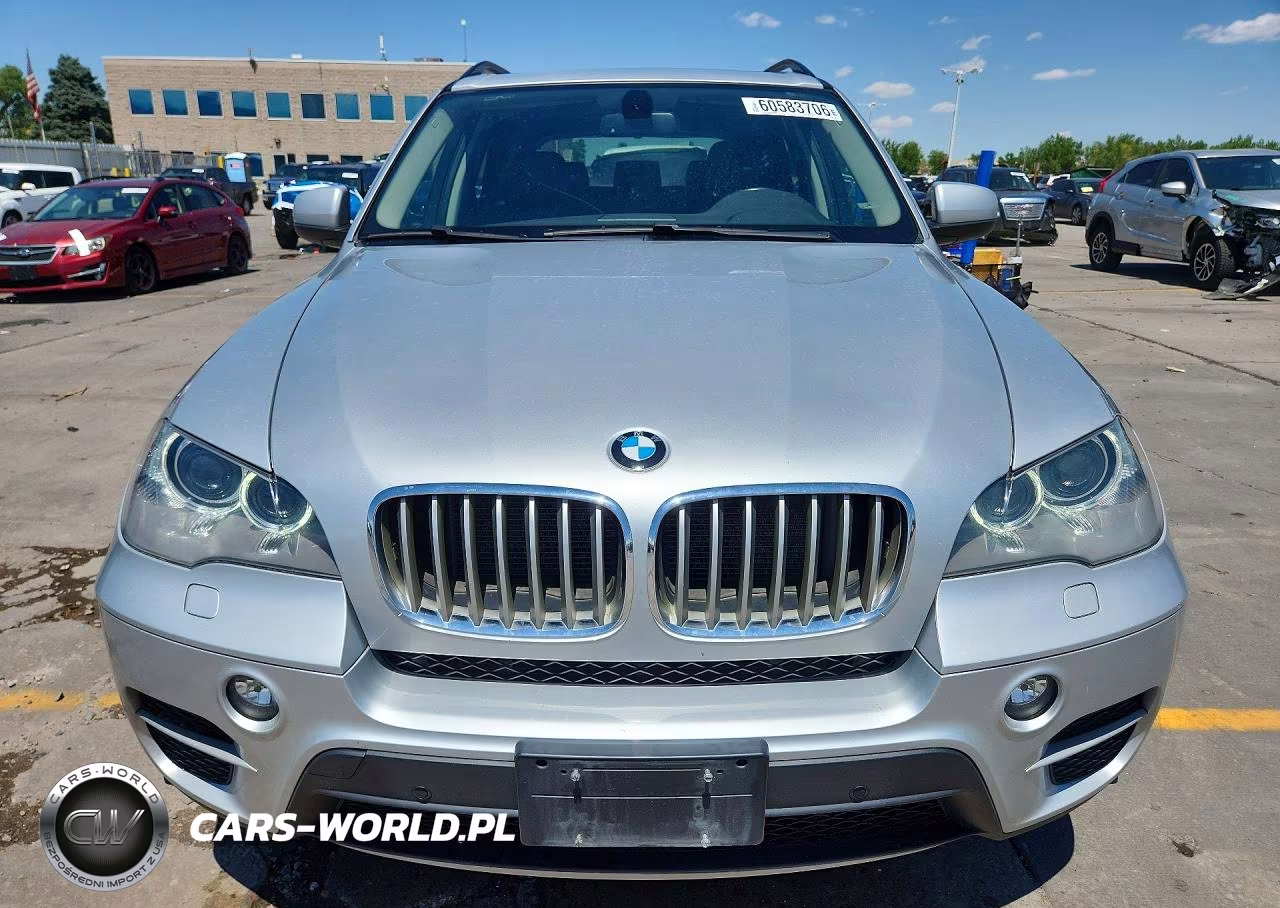 2013 BMW X5 xDrive35I VIN:5UXZV4C54D0E08256 - 5