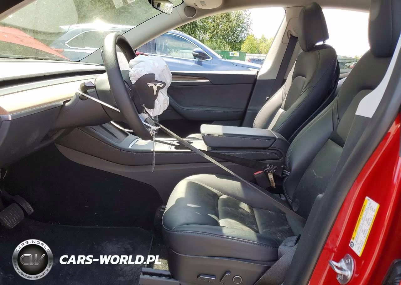 2023 Tesla Model Y VIN:7SAYGDEE8PF674535 - 7
