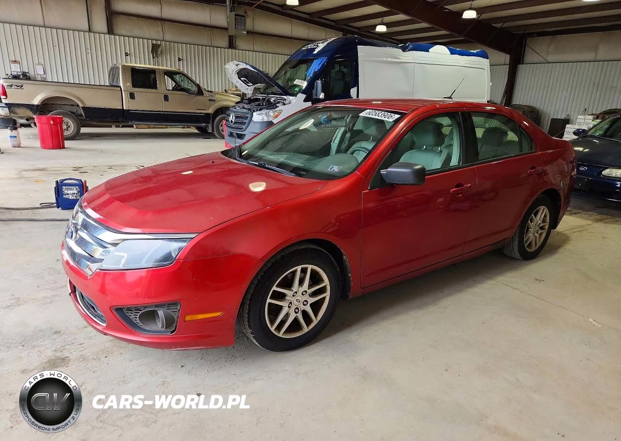 2010 Ford Fusion S