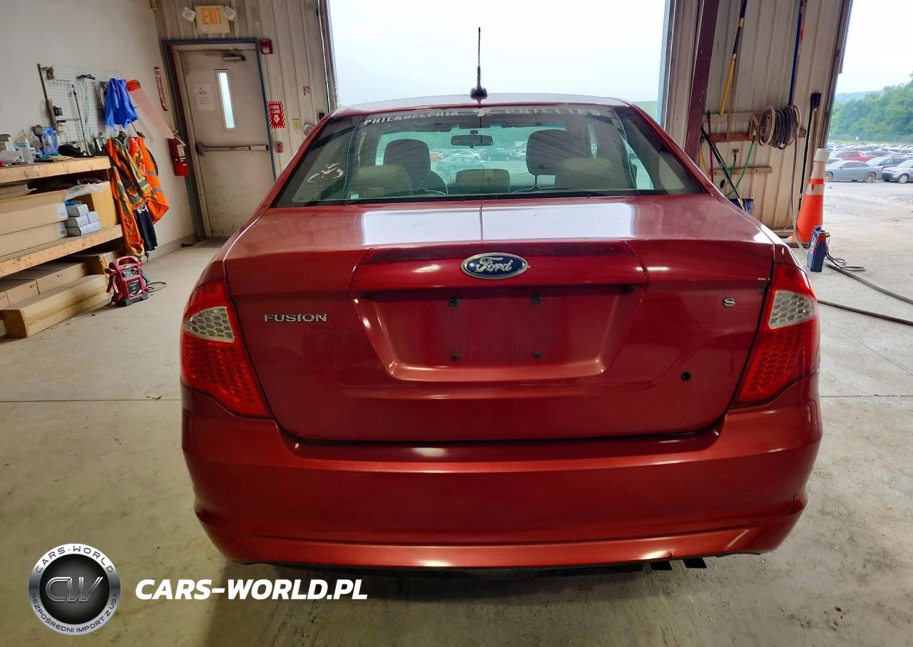 2010 Ford Fusion S VIN:3FAHP0GA7AR427096 - 6