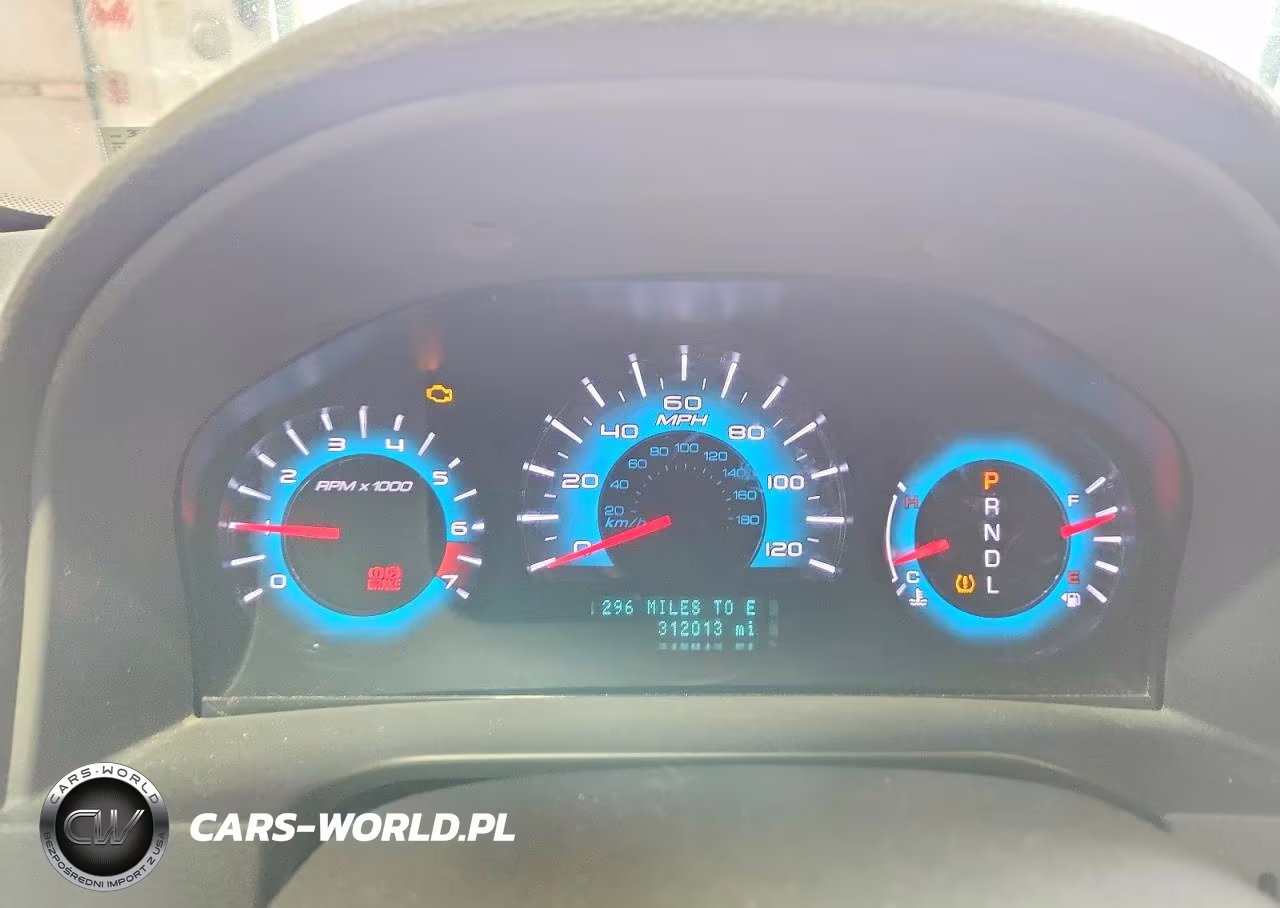 2010 Ford Fusion S VIN:3FAHP0GA7AR427096 - 9