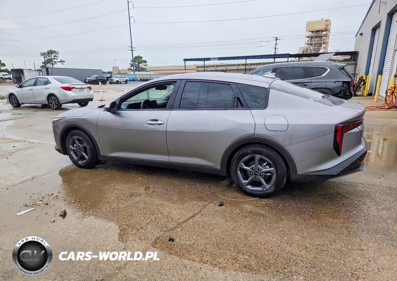 2026 Kia K4 Lxs VIN:3KPFT4DE5TE326371 - 2