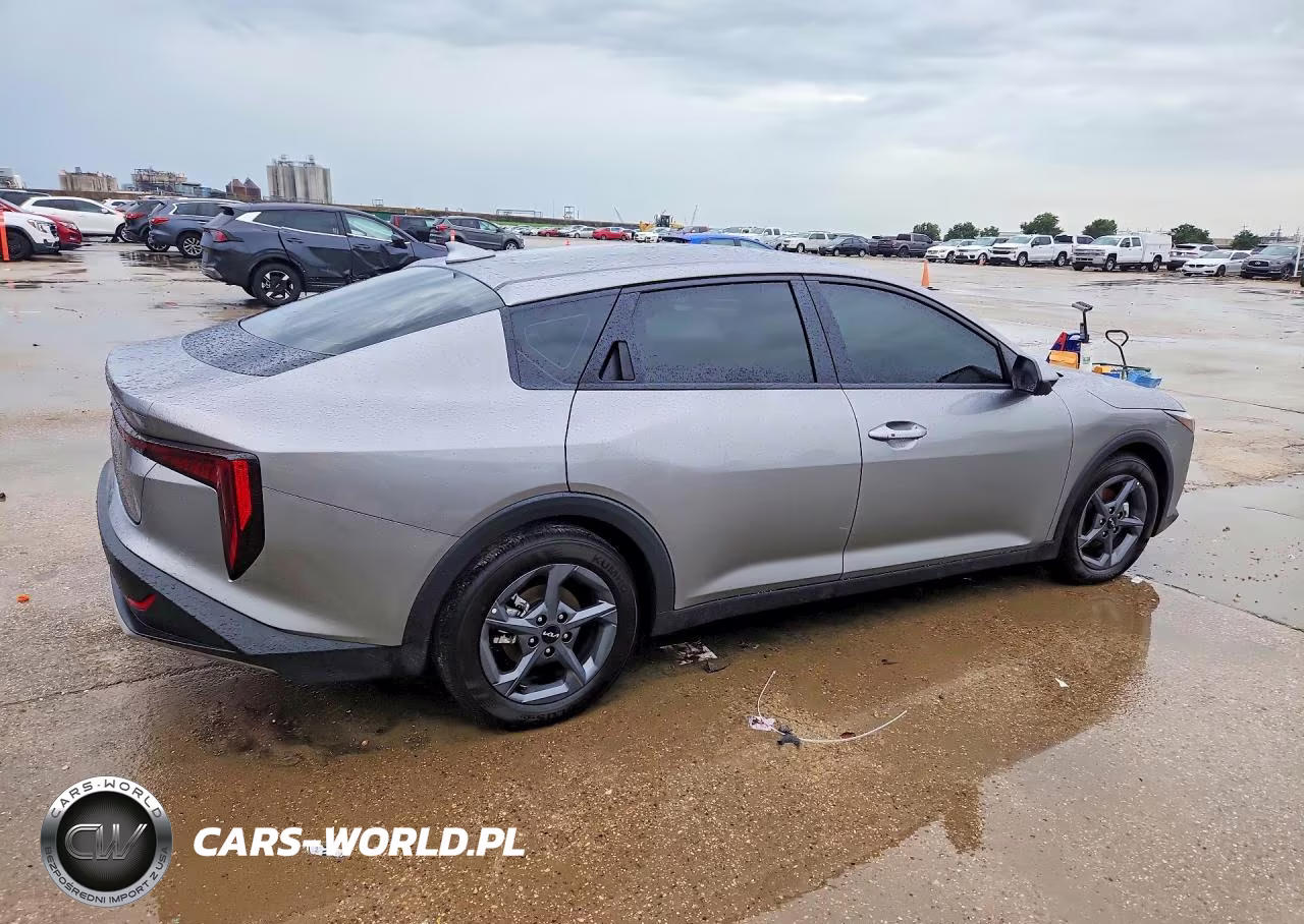 2026 Kia K4 Lxs VIN:3KPFT4DE5TE326371 - 3