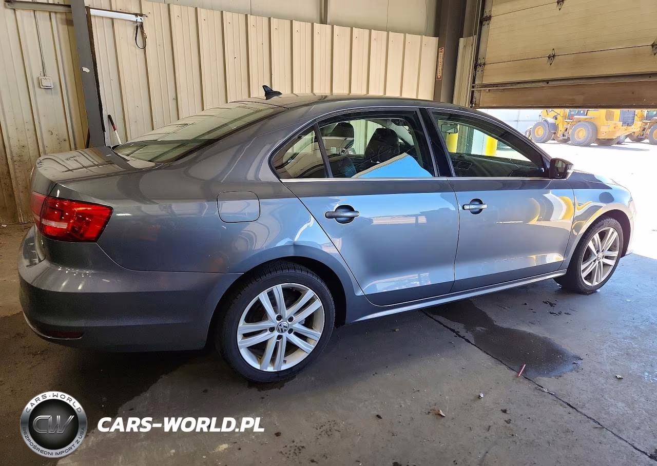 2015 Volkswagen Jetta Tdi VIN:3VWLA7AJ6FM414042 - 3