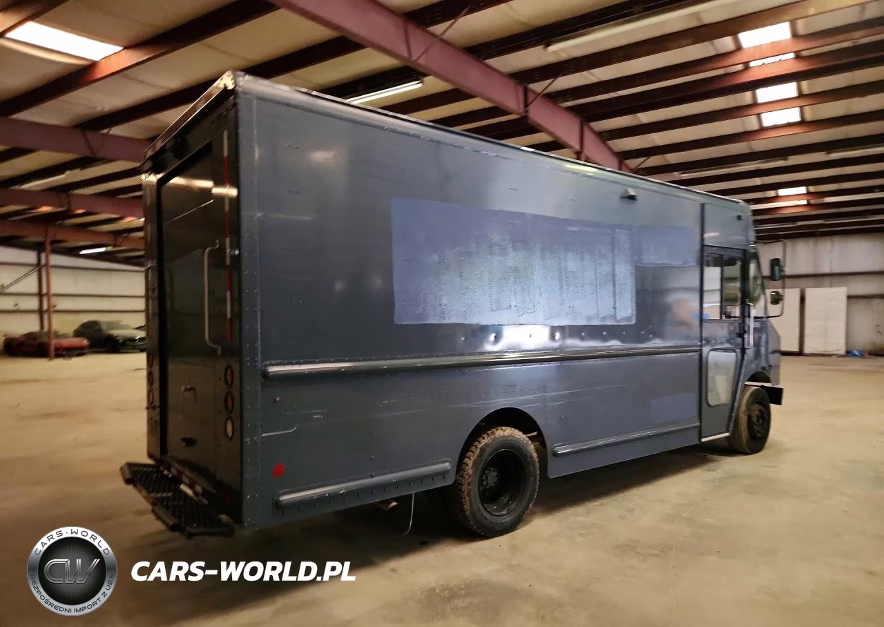 2020 Freightliner Mt45G Chassis Delivery Truck VIN:4UZAC2EA2LCMK0270 - 3