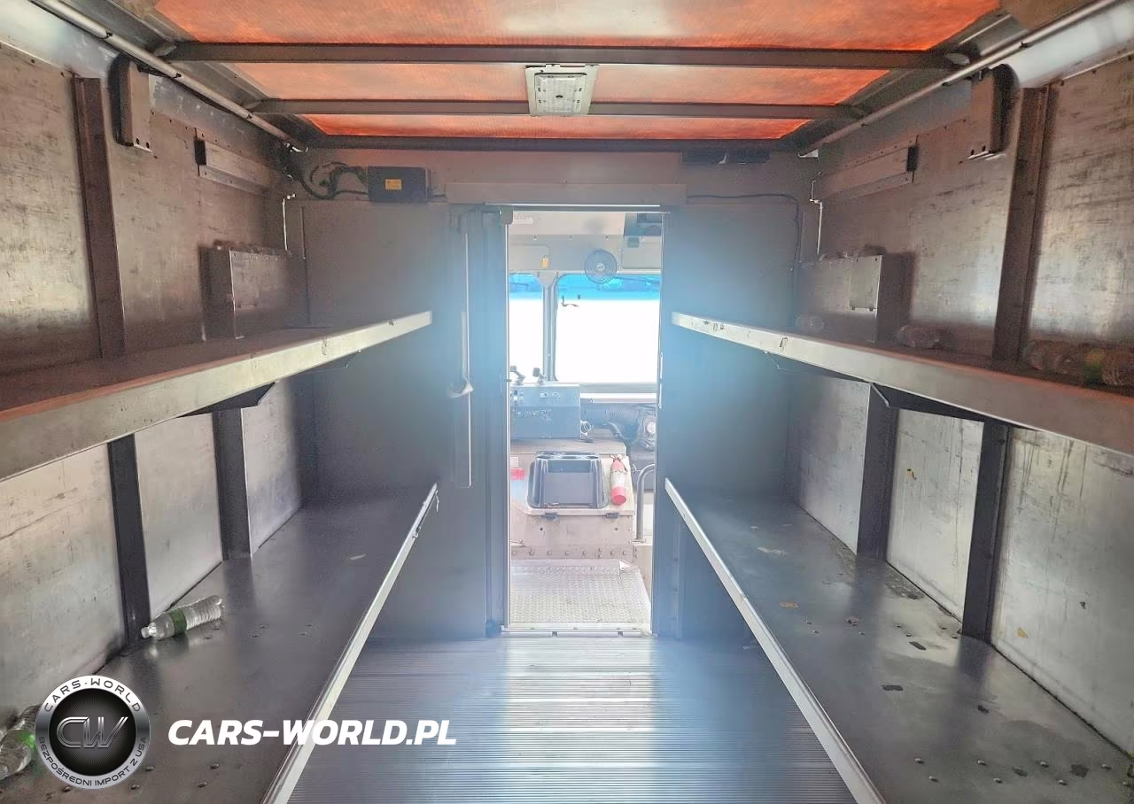 2020 Freightliner Chassis M Line Walk-In Van VIN:4UZAC2EA2LCMK0379 - 10