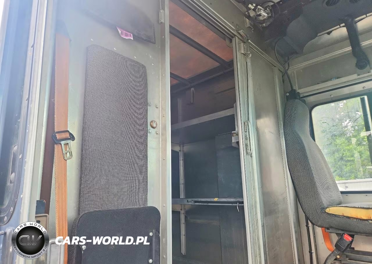 2020 Freightliner Chassis M Line Walk-In Van VIN:4UZAC2EA2LCMK0379 - 11