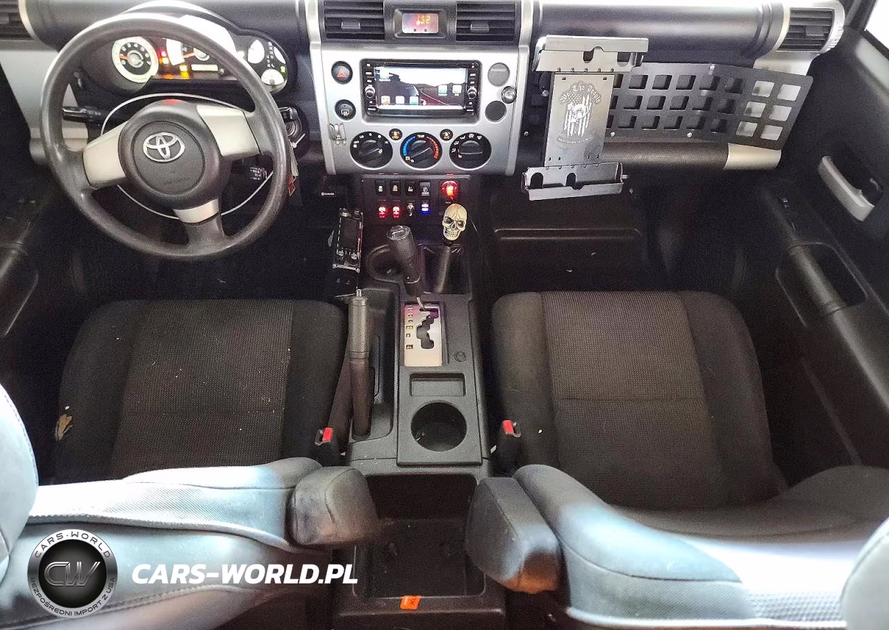 2009 Toyota Fj Cruiser Base VIN:JTEBU11F09K057141 - 8
