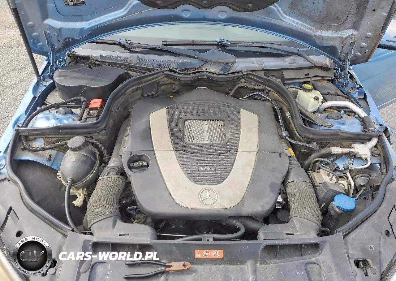 2010 Mercedes-Benz C 300 VIN:WDDGF5EB6AR122918 - 11