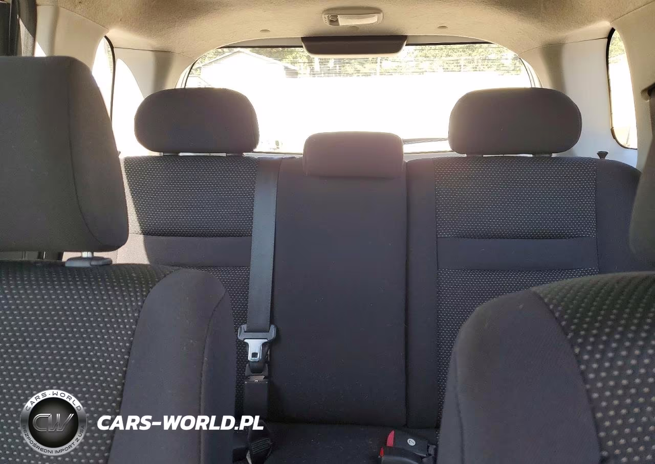 2005 Scion Xa Base VIN:JTKKT624X50108872 - 10