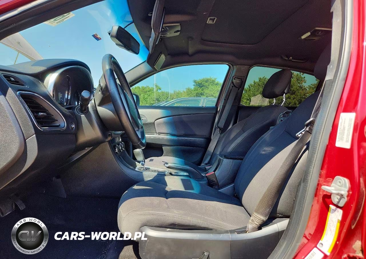 2012 Chrysler 200 Touring VIN:1C3CCBBB8CN288506 - 7