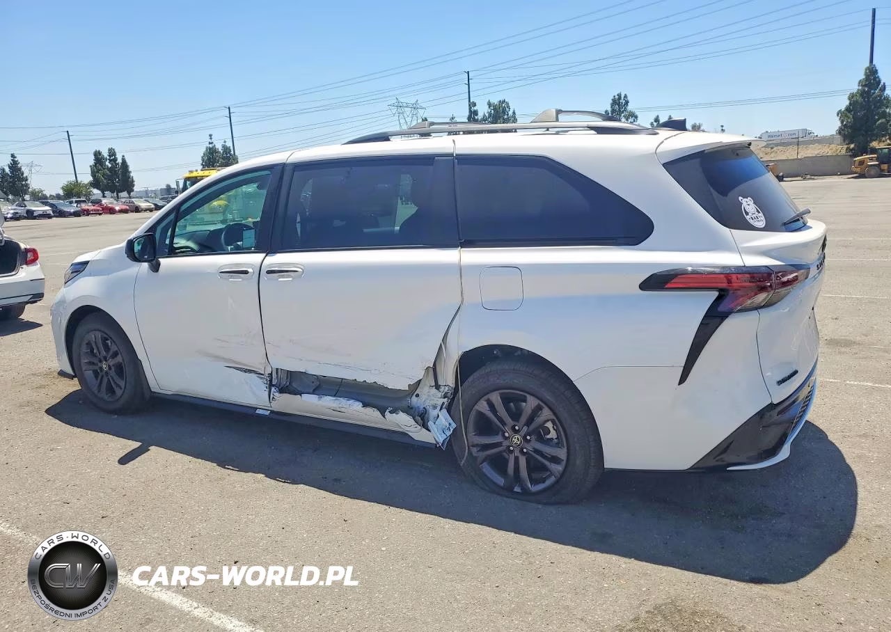 2026 Toyota Sienna Xse VIN:5TDXSKFC1TS228645 - 2