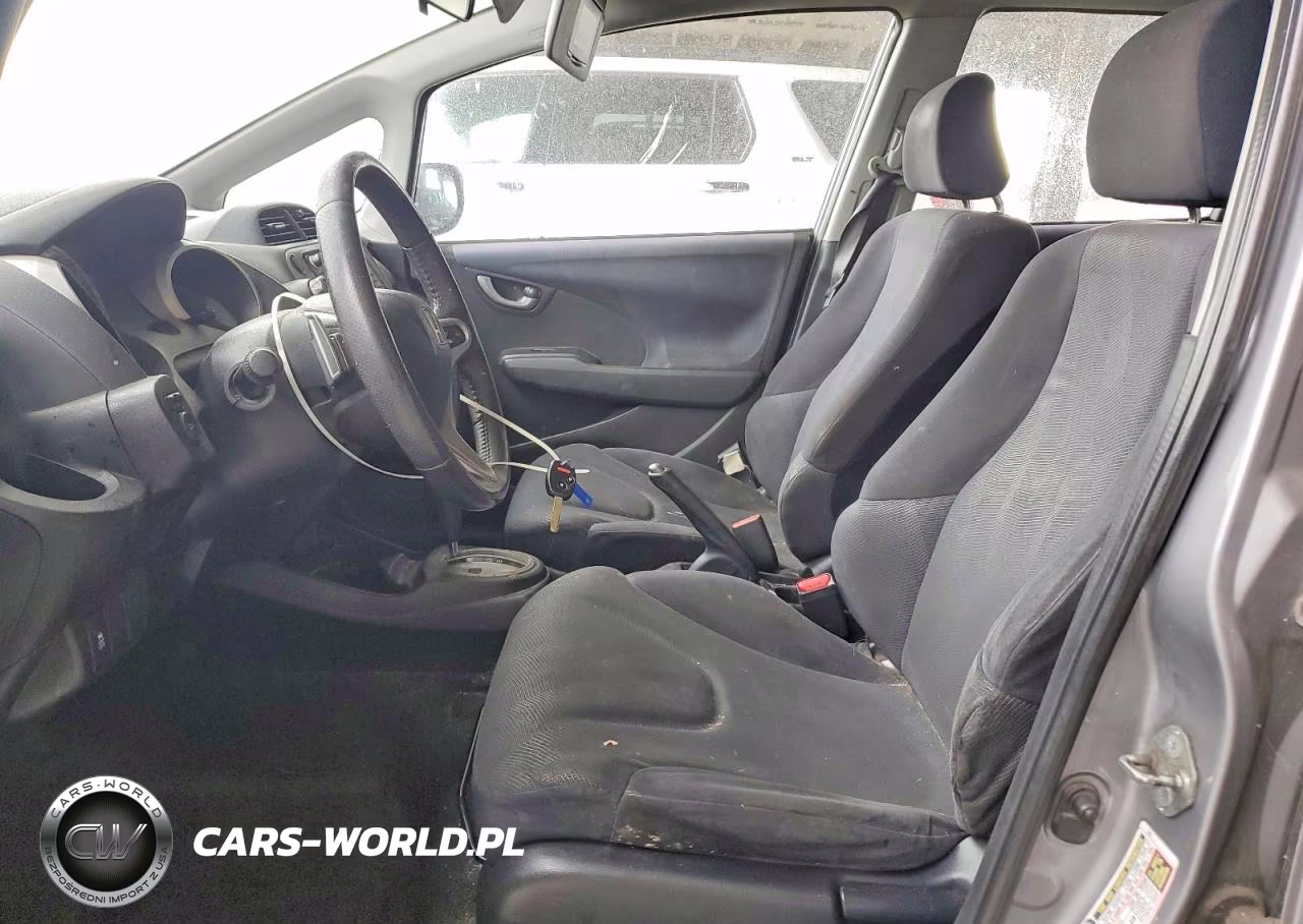 2010 Honda Fit Sport VIN:JHMGE8H64AS025804 - 7