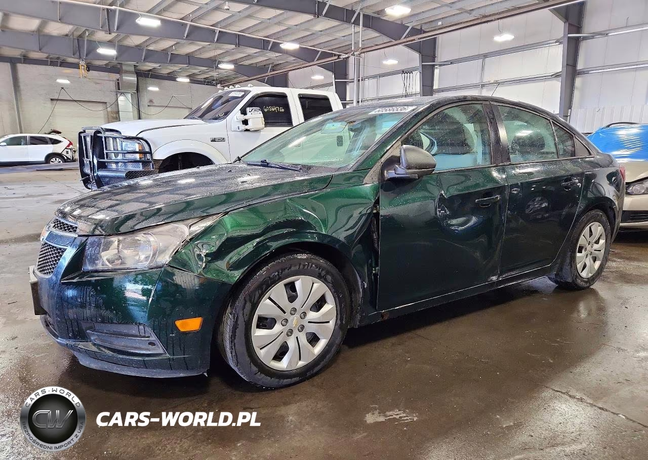 2014 Chevrolet Cruze Ls VIN:1G1PA5SH6E7238714 - 1