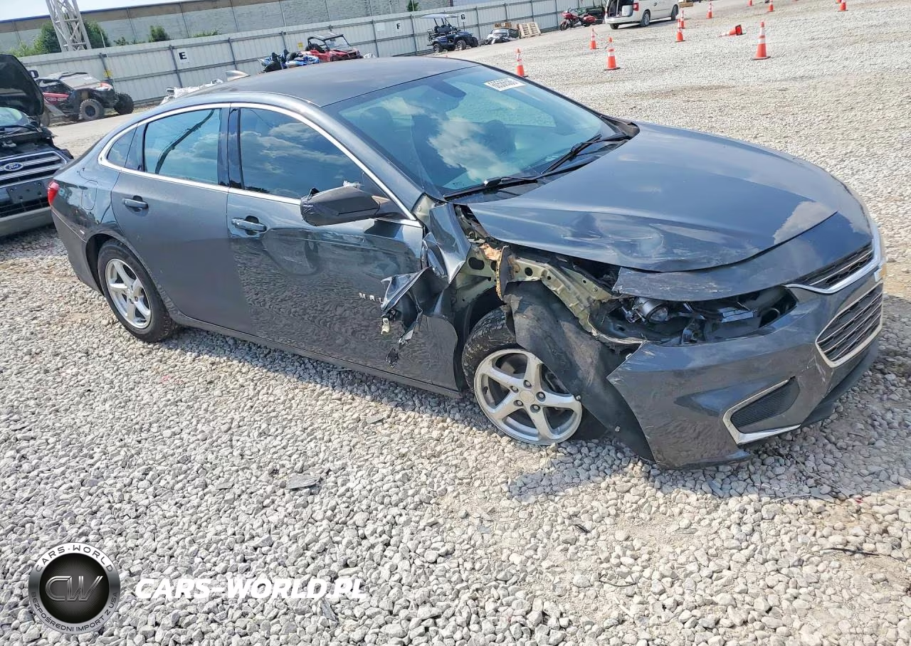 2017 Chevrolet Malibu Ls VIN:1G1ZB5ST2HF181951 - 4