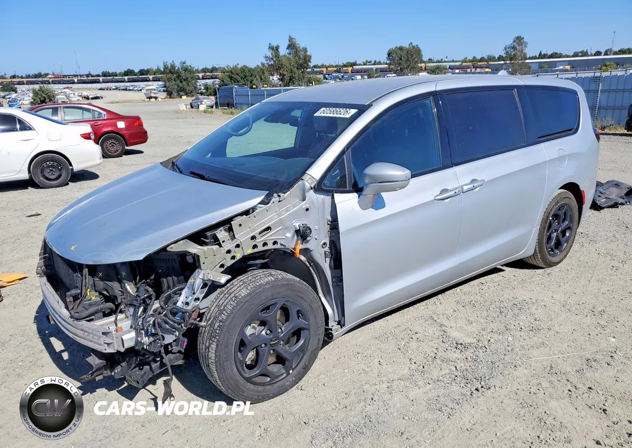 2022 Chrysler Pacifica Hybrid Touring L – zdjęcie 1 z 14