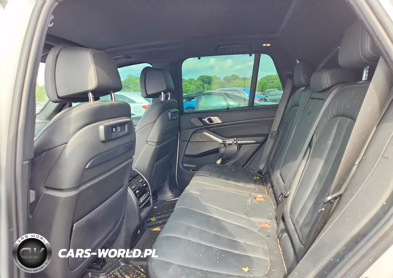 2021 BMW X5 xDrive45E VIN:5UXTA6C07M9E75429 - 10