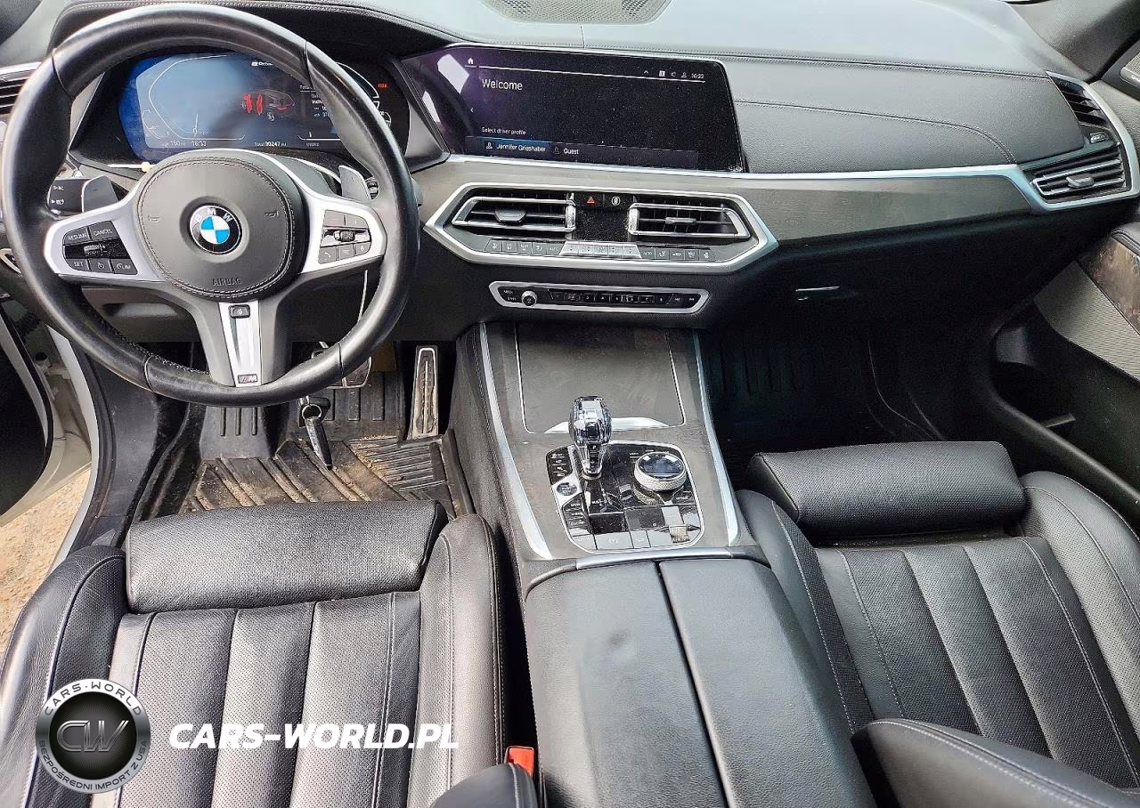 2021 BMW X5 xDrive45E VIN:5UXTA6C07M9E75429 - 8