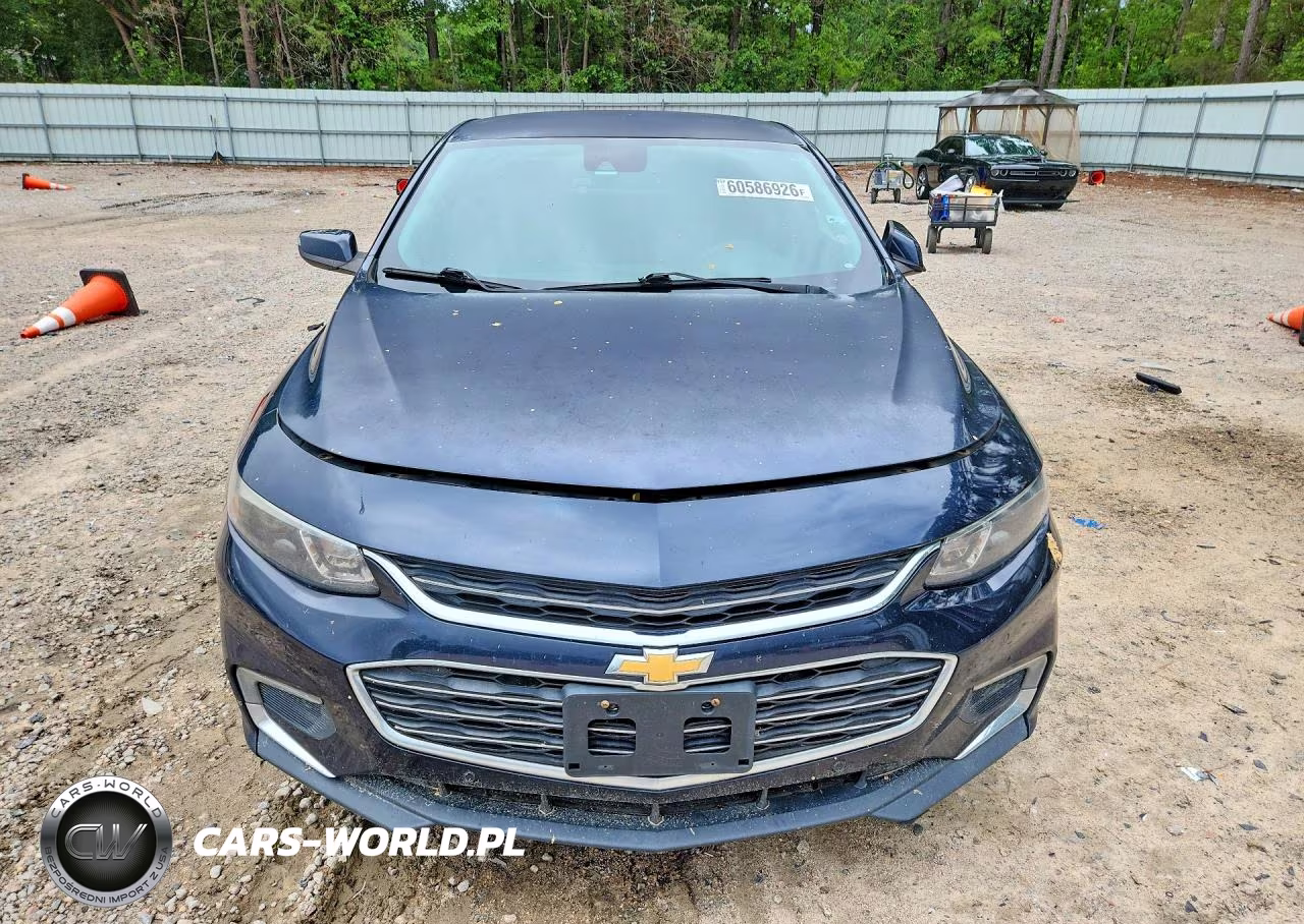 2017 Chevrolet Malibu Lt VIN:1G1ZE5ST6HF105141 - 5