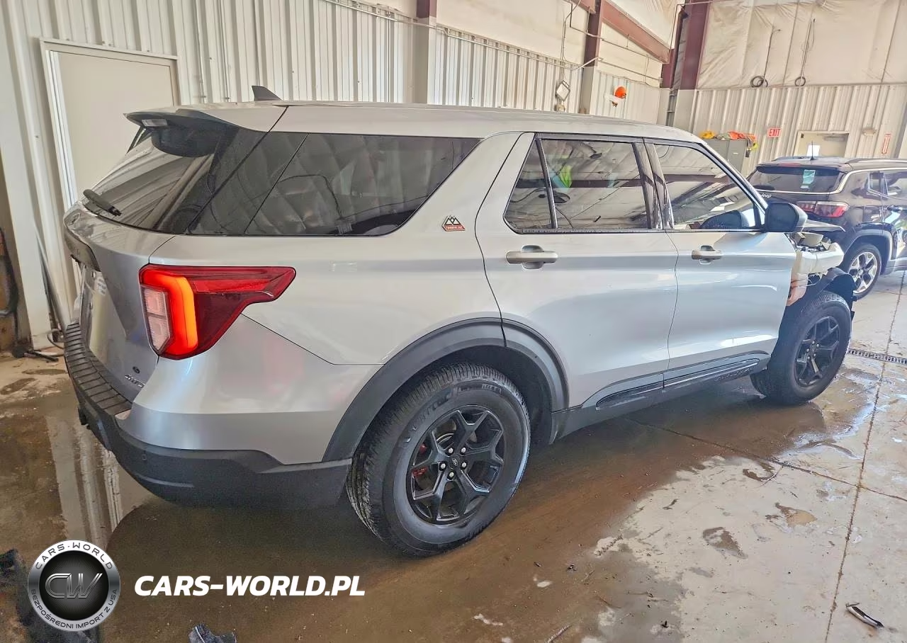 2022 Ford Explorer Timberline VIN:1FMSK8JH3NGA54005 - 3