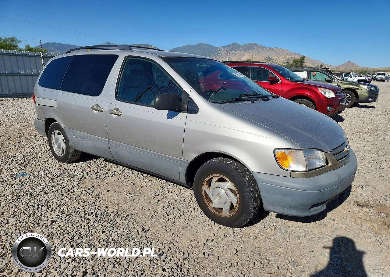 2001 Toyota Sienna Le VIN:4T3ZF13C21U368260 - 4