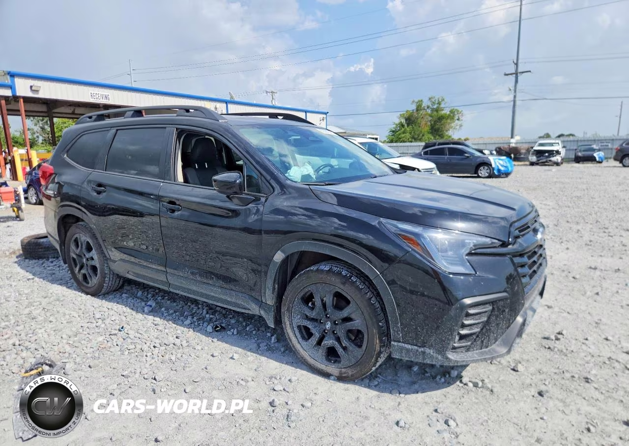 2025 Subaru Ascent Onyx Edition VIN:4S4WMAFDXS3415547 - 4