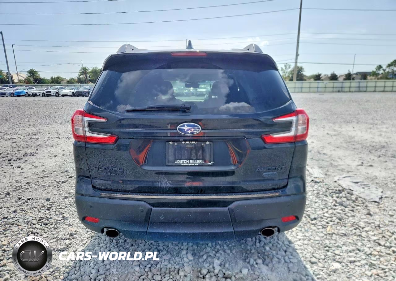 2025 Subaru Ascent Onyx Edition VIN:4S4WMAFDXS3415547 - 6