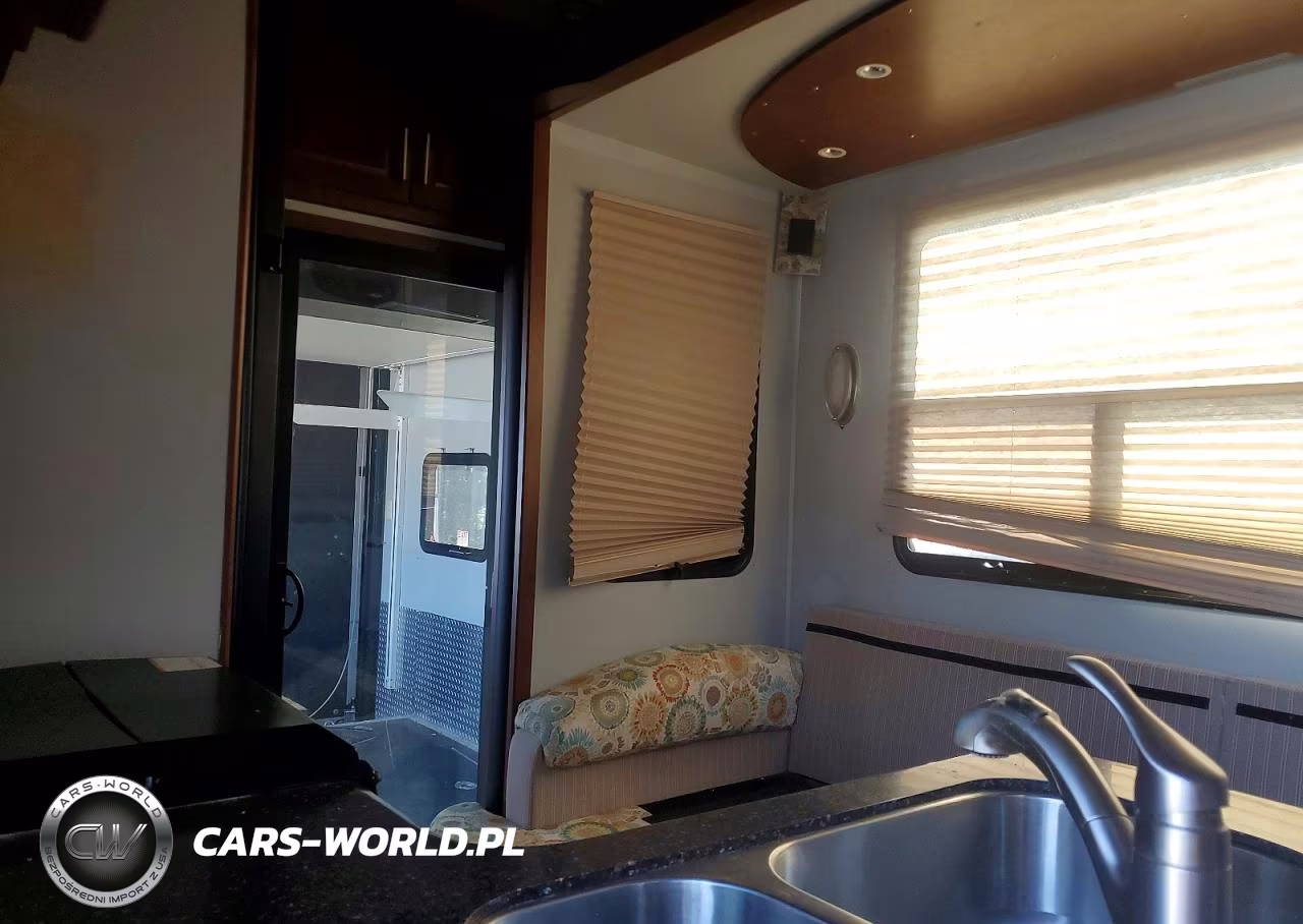2013 Heartland Voltage Camper VIN:47CFVTS21DC662829 - 6