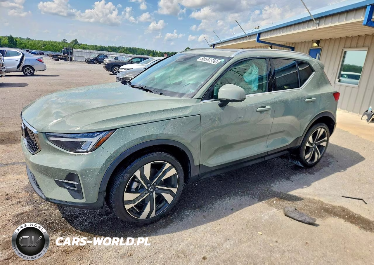 2023 Volvo Xc40 Ultimate – zdjęcie 1 z 13