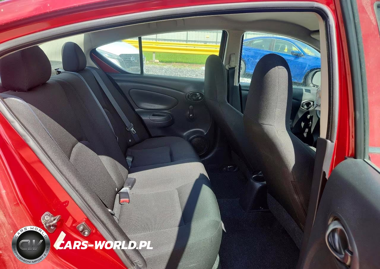2015 Nissan Versa 1.6 S Plus VIN:3N1CN7AP7FL931967 - 10