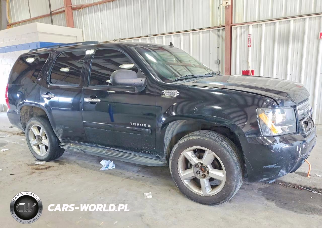 2008 Chevrolet Tahoe K1500 VIN:1GNFK13028J220176 - 4